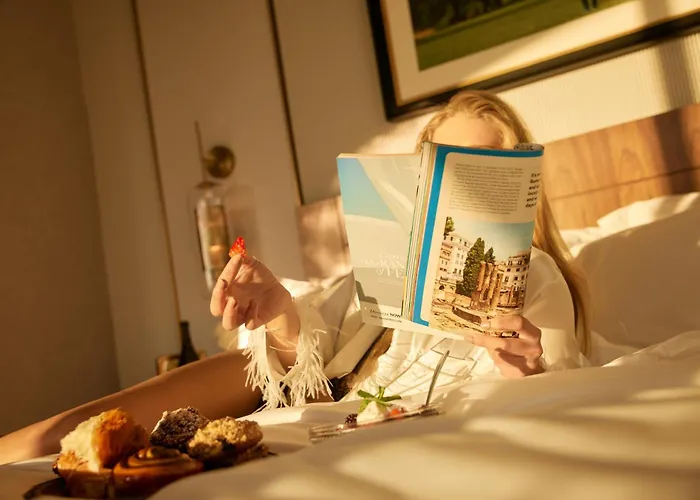 The Global Ambassador Hotel 5*